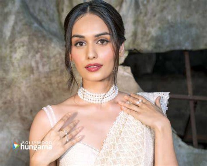Manushi Chhillar