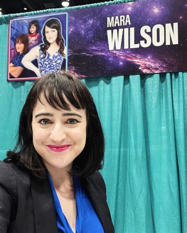Mara Wilson Biography, Height & Life Story Super Stars Bio