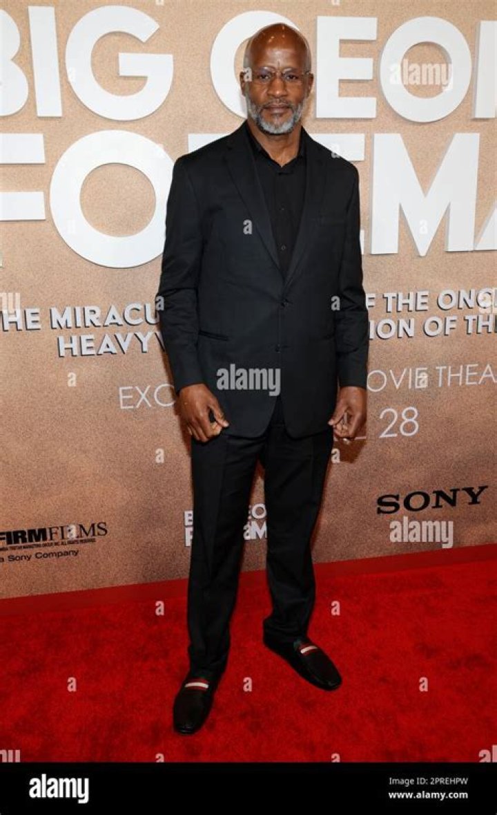 Michael Moorer Net Worth, Age, Height, Weight, Family, Wiki 2024