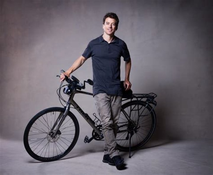 Michael Schneider