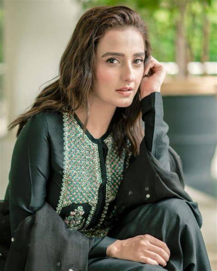 Momal Sheikh Image