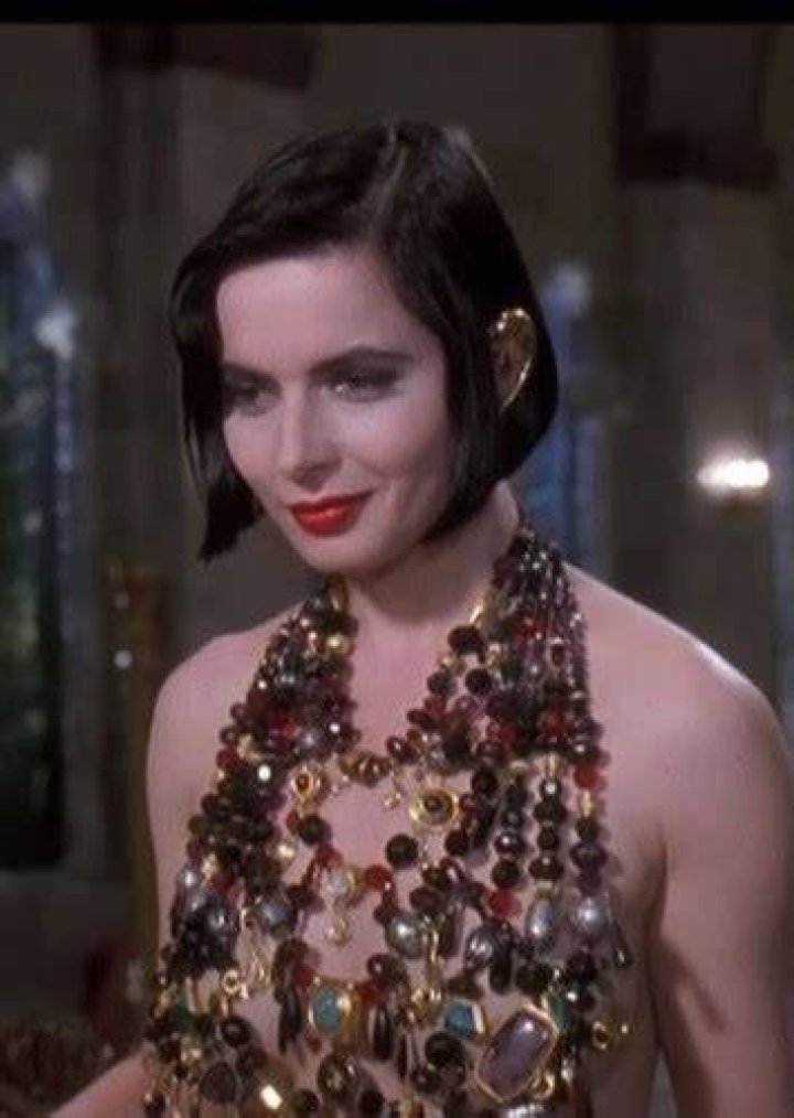 Monica Bellucci as Lisle Von Rhuman in Death Becomes Her (2022)