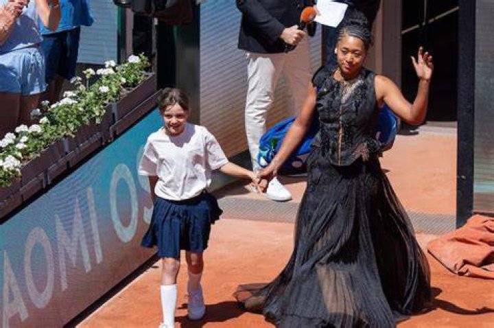 Naomi Osaka( ) height