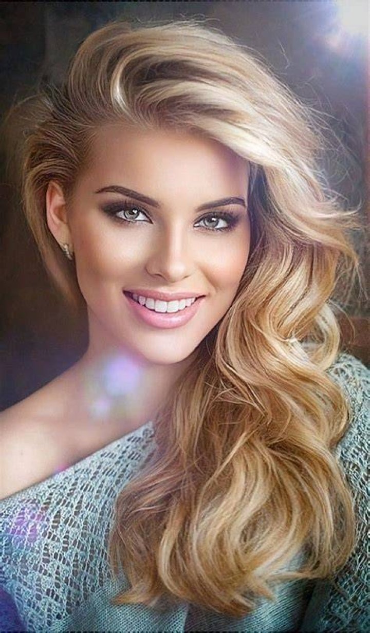 Natural Babes: Stunning Ladies Share Their Beautiful No Filter Pics