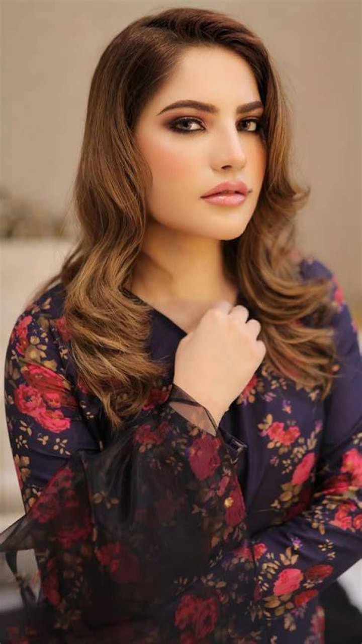 Neelam Muneer Image