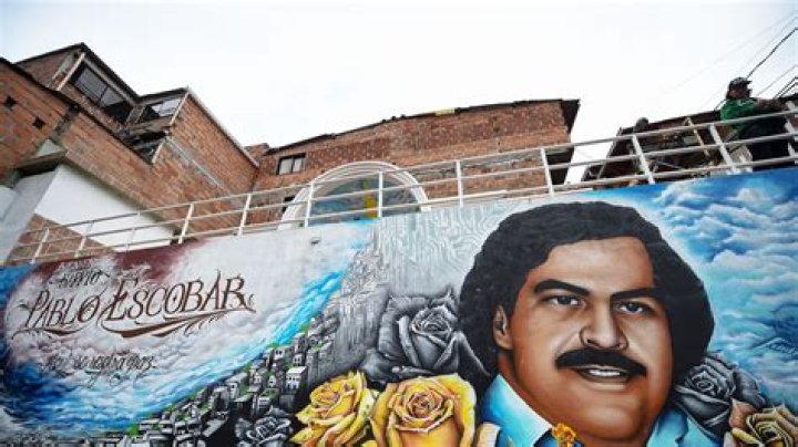 Pablo Escobar Colombians mark 25 years since drug lord's death World