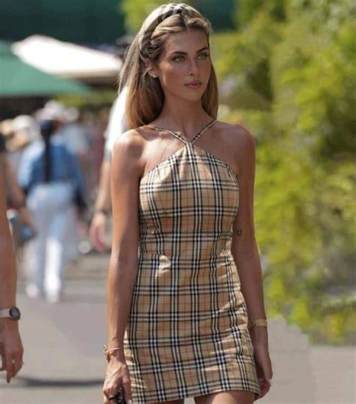Paige Lorenze - Age, Bio, Birthday, Family, Net Worth