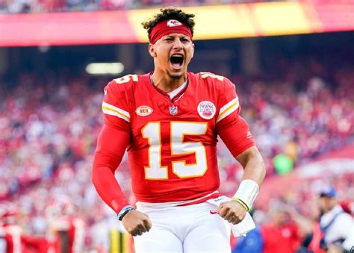 Patrick Mahomes' daughter stars in new commercial BTS
