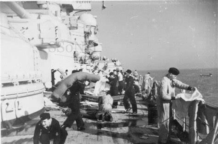 Photograph, Snapshot, Crew, Boats and boating--Equipment and supplies, Sitting, Recreation, Black-and-white, Vehicle, Monochrome, Stock photography, 