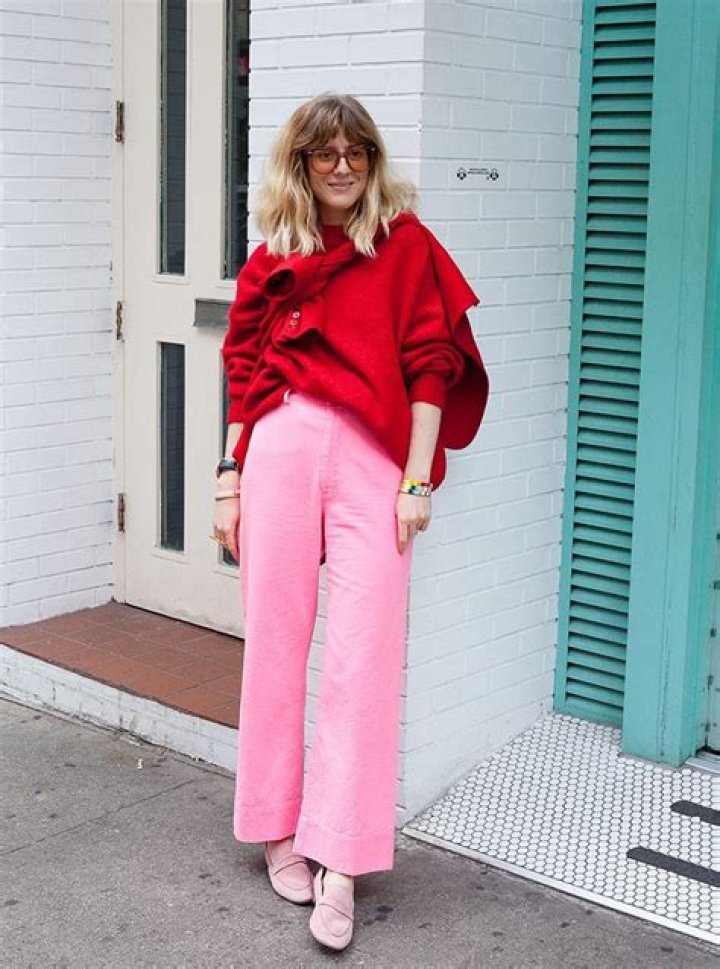 Pink, Clothing, Red, Fashion, Botany, Headgear, Hair accessory, Outerwear, Plant, Fashion accessory, 