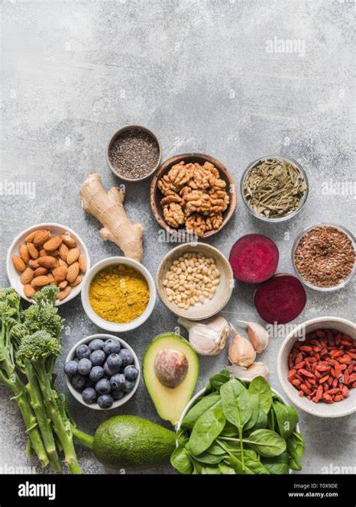 preview for 6 Superfoods That May Be Myths