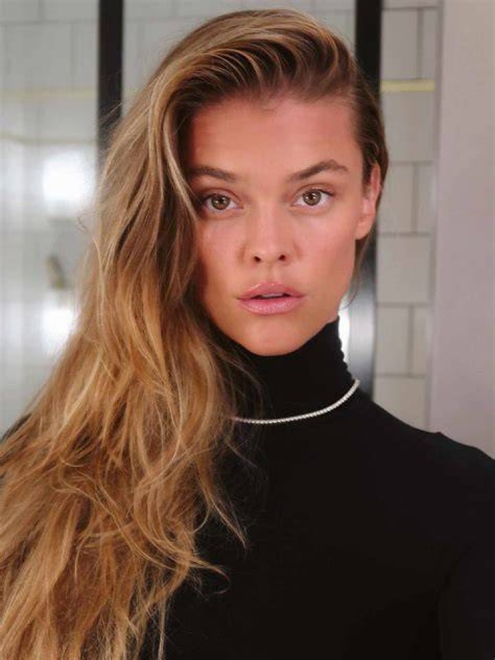 preview for Nina Agdal's Nighttime Skincare Routine | Go To Bed With me