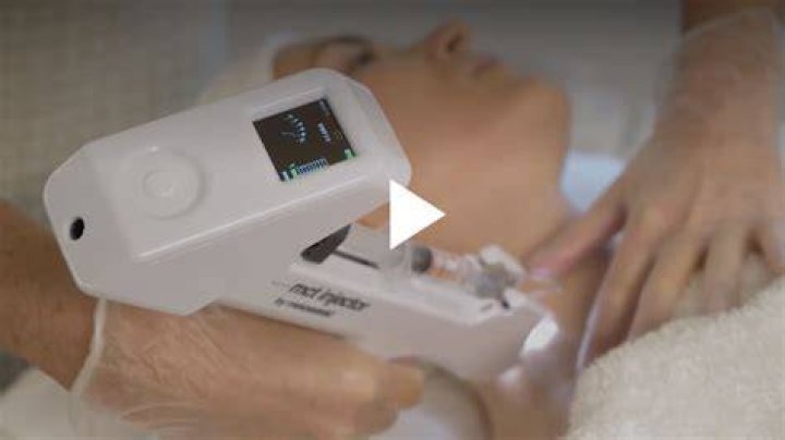 preview for #SkinSchool: Trialling a Sarah Chapman facial