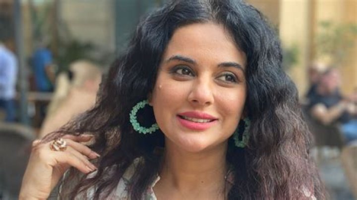 Sara Arfeen Khan Pic