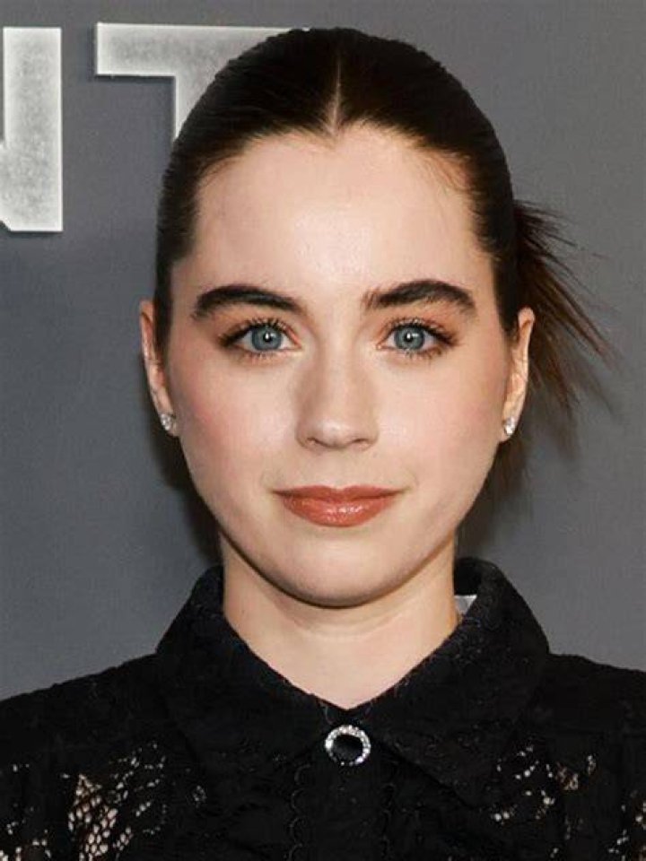 Sarah Desjardins Filmography, List of Sarah Desjardins Movies and TV Shows