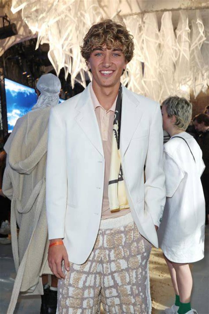 Sasha Levin: The Rising Star In The World Of Entertainment