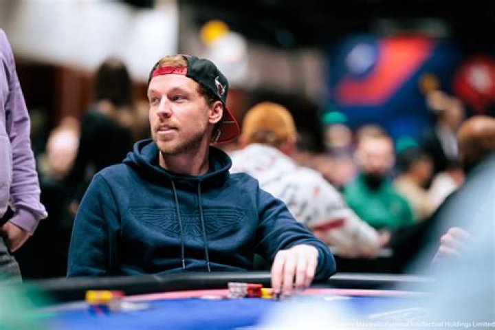 Simon Keys profile