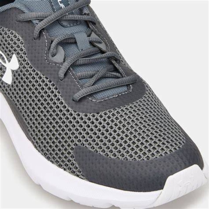 Surge 3 Running Shoe