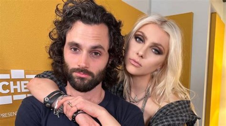 Taylor Momsen Net Worth, Age, Height, Weight, Family, Wiki 2024