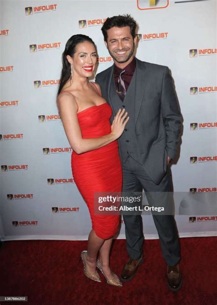 Taylor Watson and Jonathan Stoddard attend & Jeff Gund