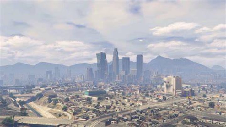 The city of Los Santos in Grand Theft Auto 5, one of the best sandbox games on PS5