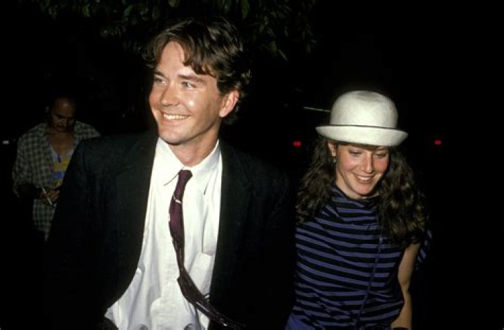 Timothy Hutton Net Worth, Age, Height, Wife, Family, Wiki 2024