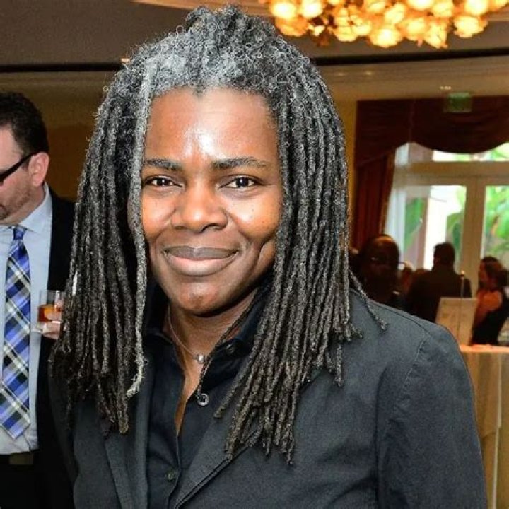 Tracy Chapman Net Worth, Age, Height, Weight, Family, Wiki 2024