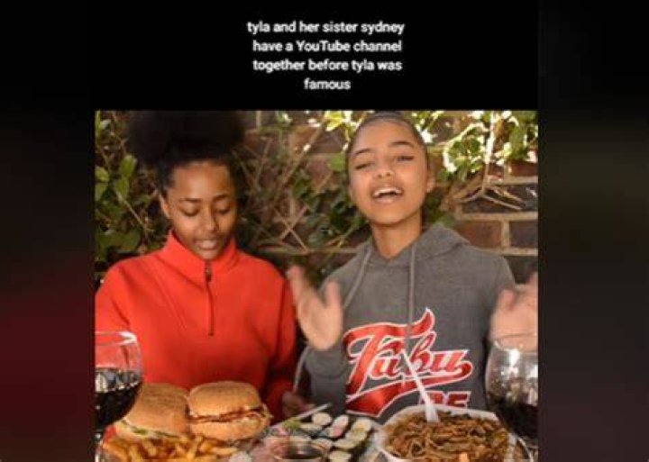 Tyla shows off her sister Sydney Tyla shows off her sister Sydney