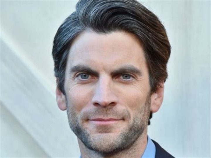 Wes Bentley Net Worth, Age, Height, Wife, Family, Wiki 2024