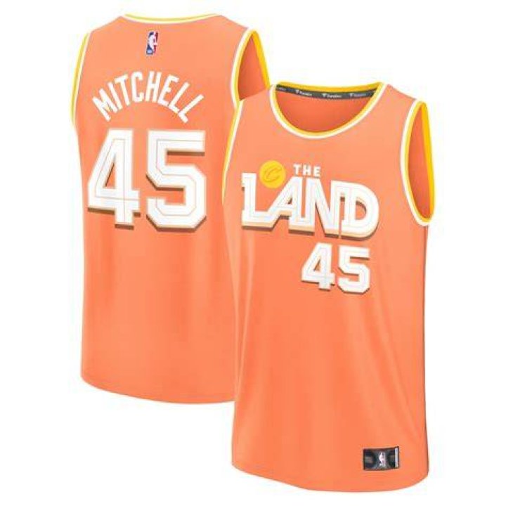 Who has orange jerseys in the World Cup?
