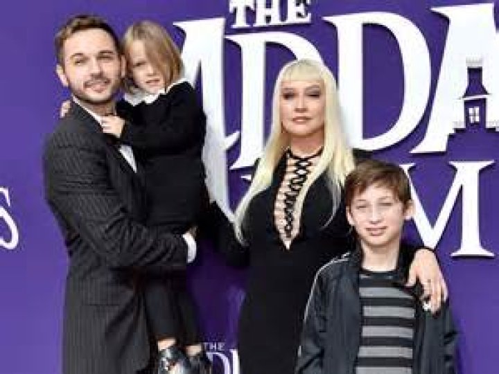 Who is Christina Aguilera's partner now?