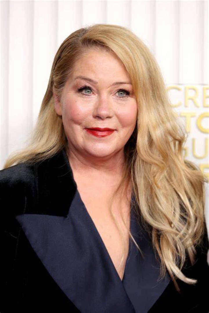 Who is Christina Applegate's current husband?
