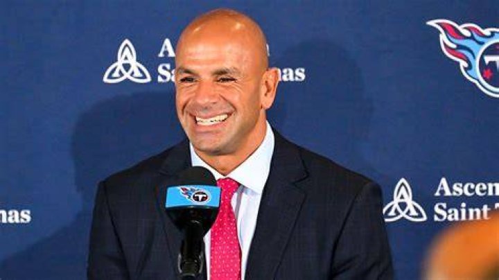 Who is Robert Saleh's wife?