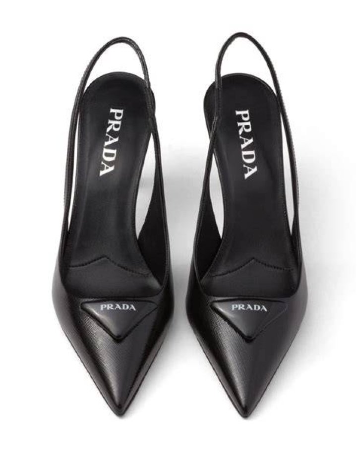 zapatos de tacon comodos prada zara