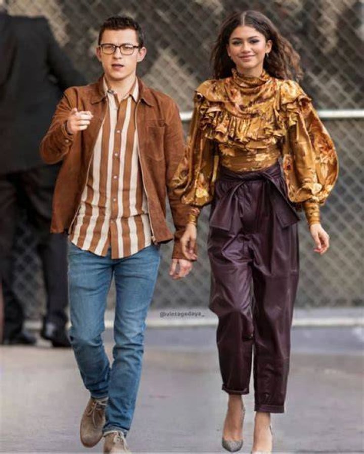 zendaya and tom paparazzi photo